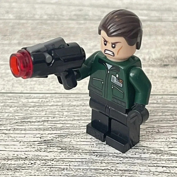 Lego sh224 LEXCORPS HENCHMAN #1 Super Heroes Justice Minifigure - Picture 3 of 3